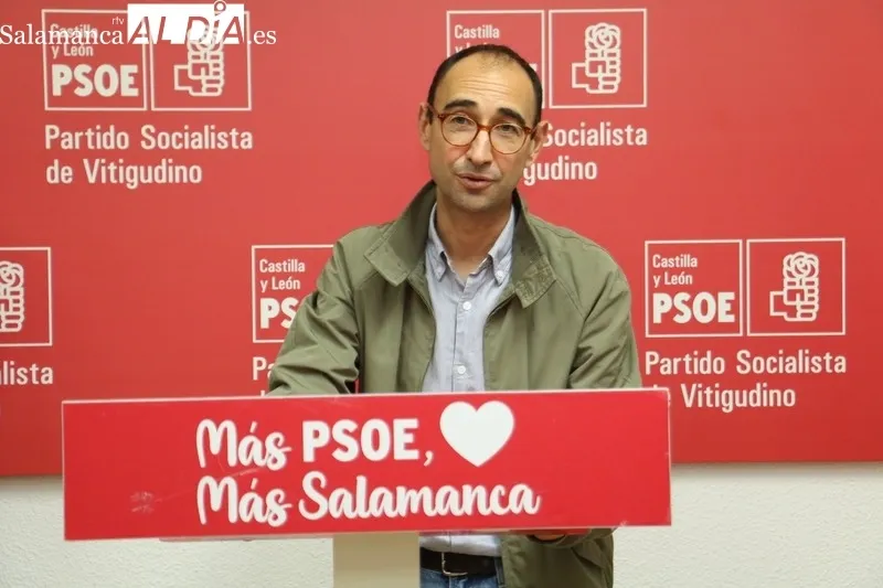 Inauguración de la nueva sede del PSOE en Vitigudino / CORRAL