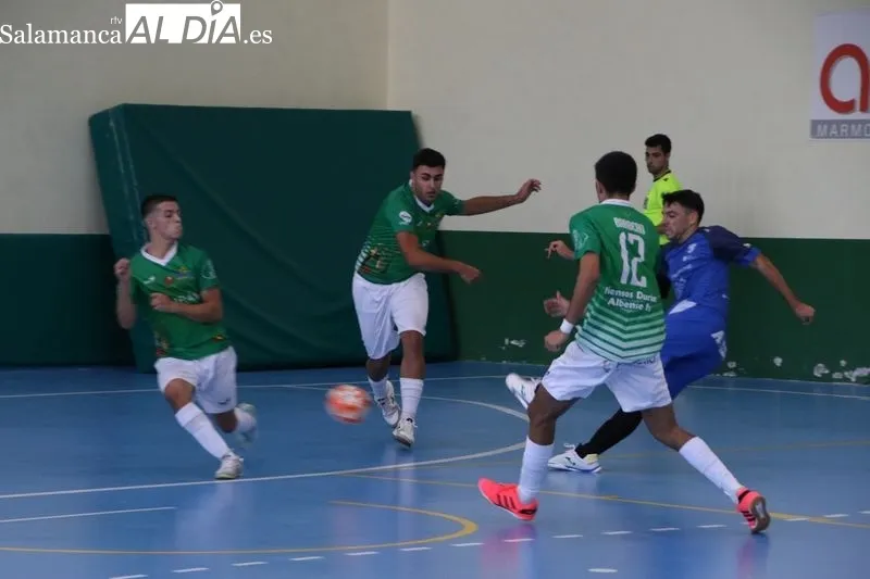 Foto 8 - El Piensos Dur&aacute;n Albense suma un punto con sabor a poco (1-1)