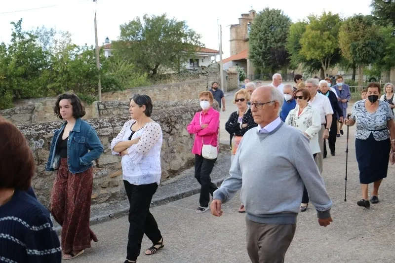 Celebración de las fiestas en honor de la Virgen del Rosario en Sardón de los Frailes 