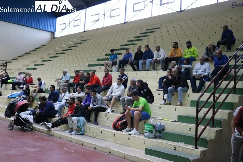 Competido torneo de frontenis en Vitigudino, campoenato en el que participaron 16 parejas procedentes de distintos puntos de Castilla y León / CORRAL