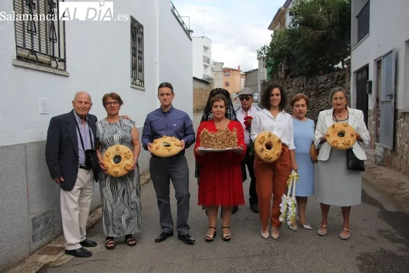 Las Madrinas volvían a ser las protagonistas de los actos en honor a la Virgen del Árbol en Mieza 