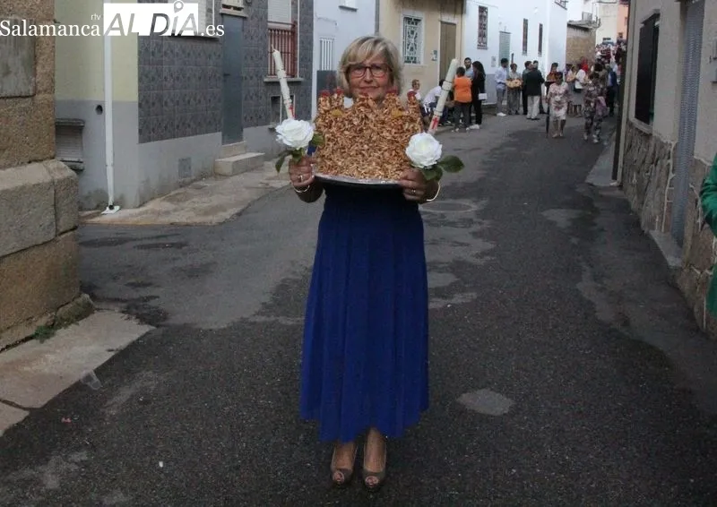 Las Madrinas volvían a ser las protagonistas de los actos en honor a la Virgen del Árbol en Mieza 
