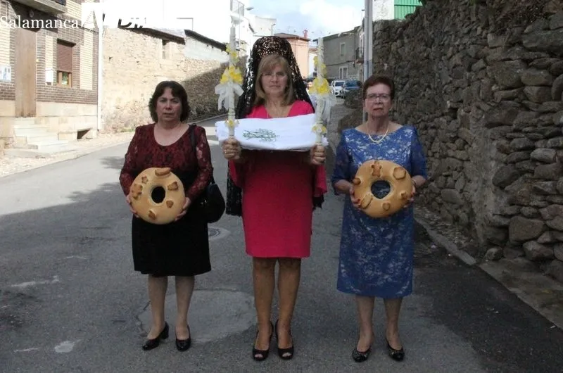 Las Madrinas volvían a ser las protagonistas de los actos en honor a la Virgen del Árbol en Mieza 