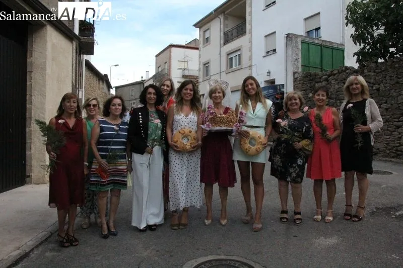 Las Madrinas volvían a ser las protagonistas de los actos en honor a la Virgen del Árbol en Mieza 