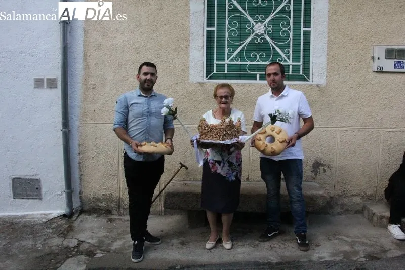 Las Madrinas volvían a ser las protagonistas de los actos en honor a la Virgen del Árbol en Mieza 