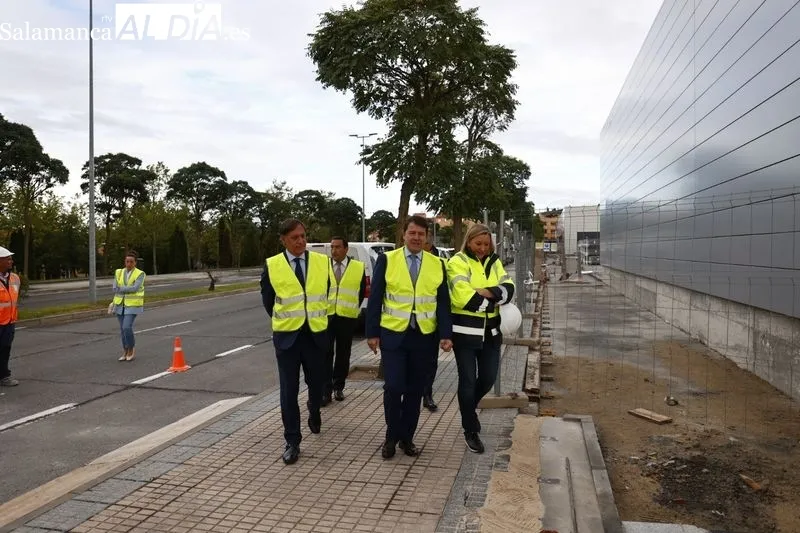 Visita del presidente de la Junta de Castilla y León, Alfonso Fernández Mañueco, a las obras de la nueva Residencia de la Tercera Edad, San Juan de Sahagún, en Puente Ladrillo. Foto de David Sañudo