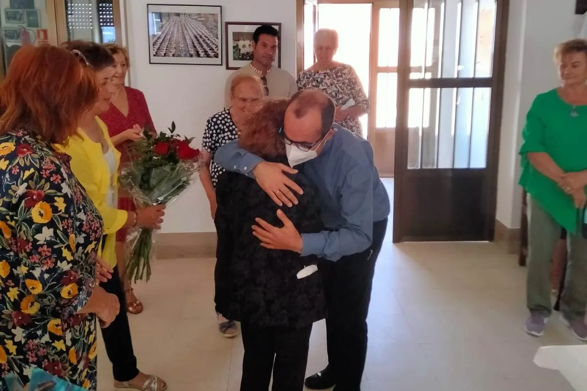 Foto 4 - Emotiva despedida de Gabriel &Aacute;ngel Cid de sus parroquias del Campo Charro