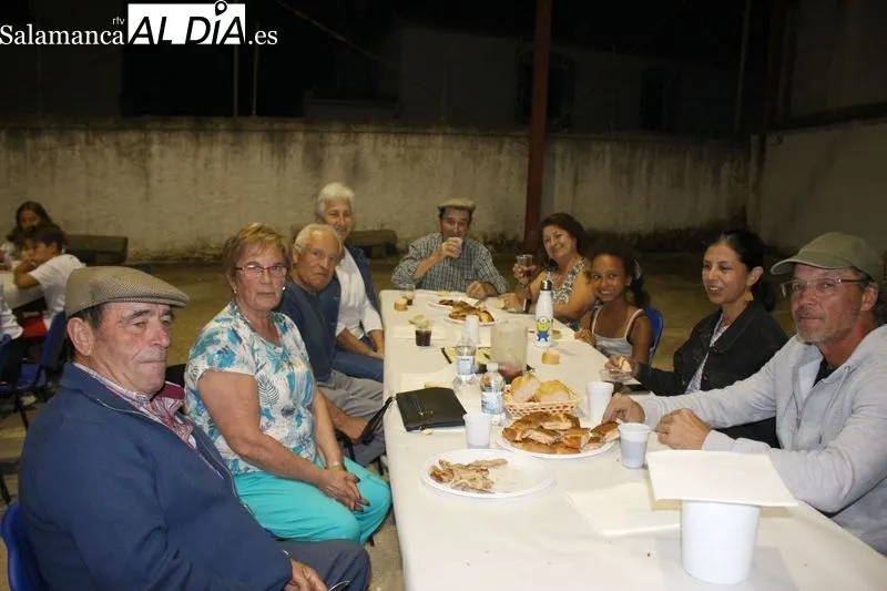 Este viernes continuaban las fiestas en Fuenteliante con una pancetada