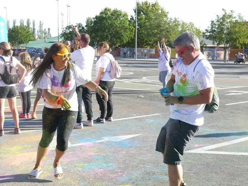 Participantes en la Party Color 