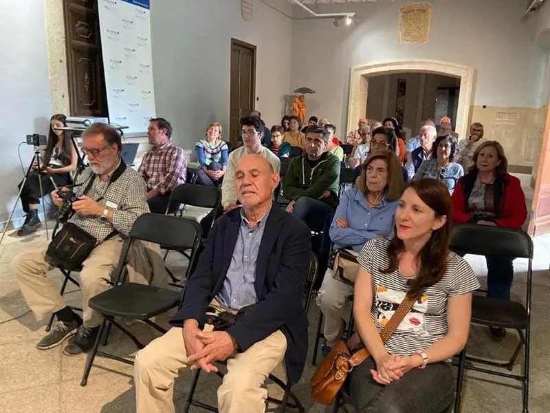 Foto 2 - Exitoso cierre del ciclo de arqueolog&iacute;a