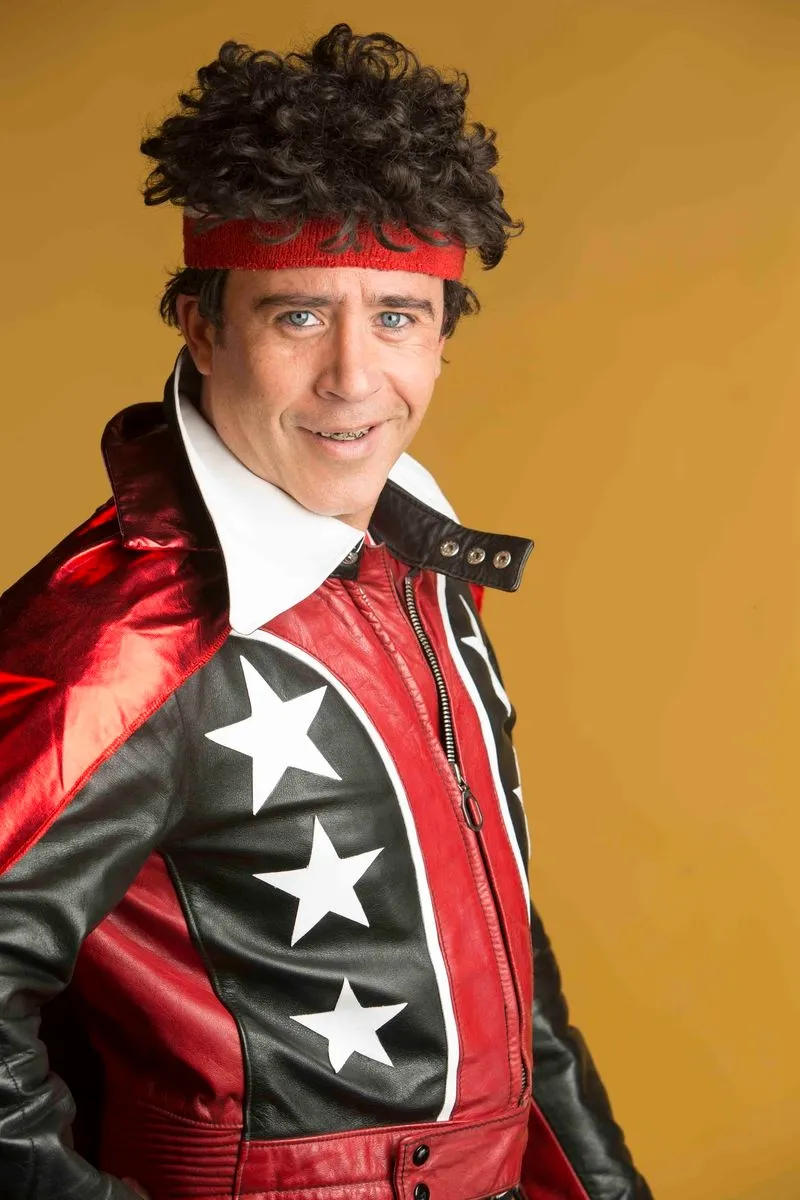 En el Patio Chico actuará la compañía El Gran Dimitri
