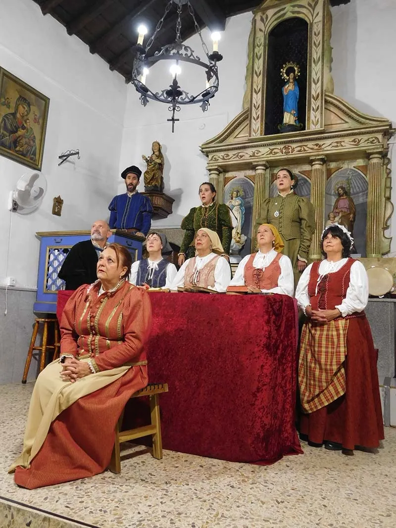 Foto 6 - Nebrija llega a Valdelamatanza con la magia del teatro