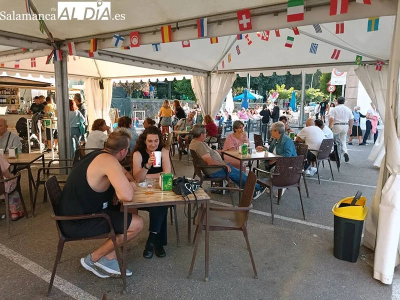 Foto 5 - Las casetas dan arranque a las &ldquo;prefiestas&rdquo; de B&eacute;jar
