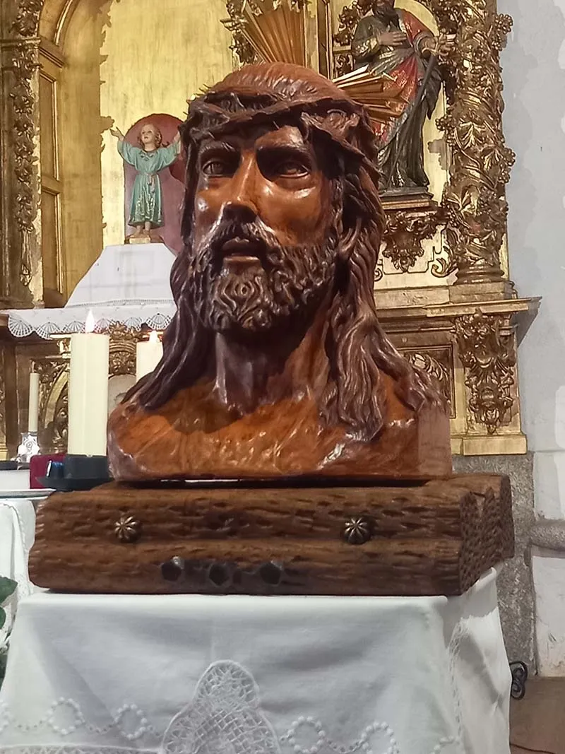 Foto 4 - El Cristo de los Curieles ya conoce su nuevo hogar