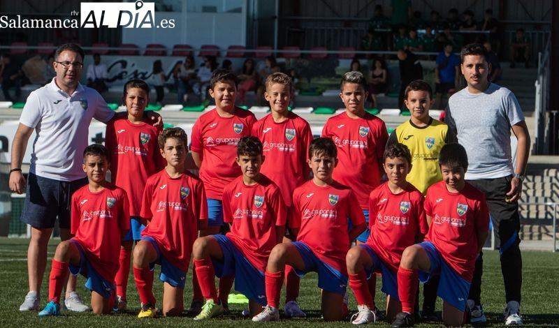 Foto 1 - El Alba de Tormes CF presenta a sus equipos el próximo sábado