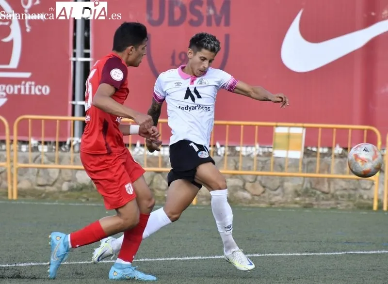 Foto 16 - El Salamanca UDS y el Santa Marta firman las tablas en un derbi lleno de emoci&oacute;n y pol&eacute;mica (1-1)