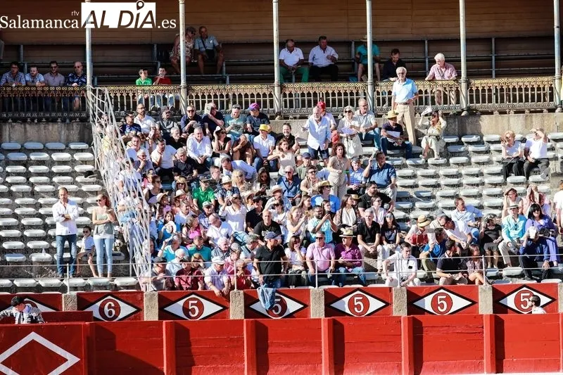 Ambiente esta tarde en la plaza de La Glorieta