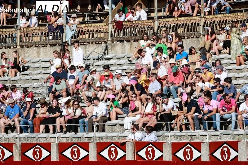 Ambiente esta tarde en la plaza de La Glorieta