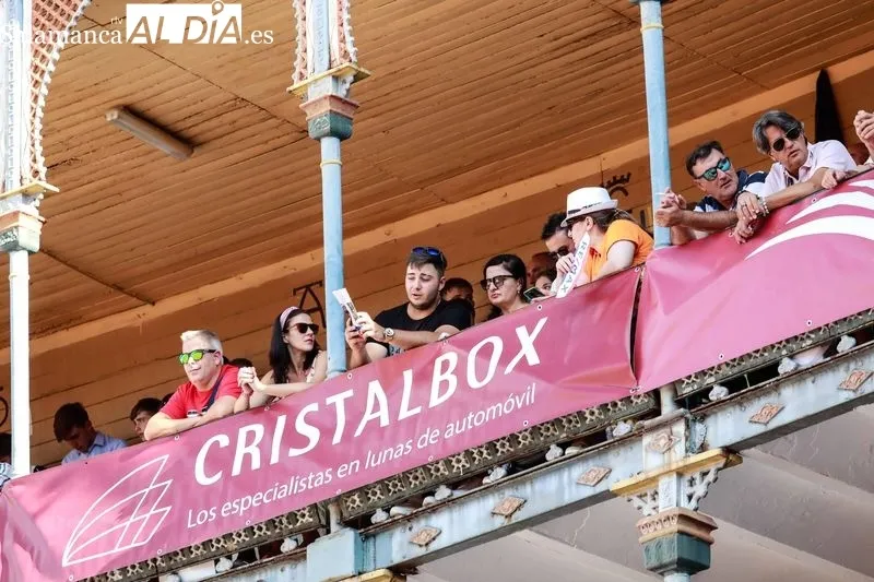 Ambiente esta tarde en la plaza de La Glorieta