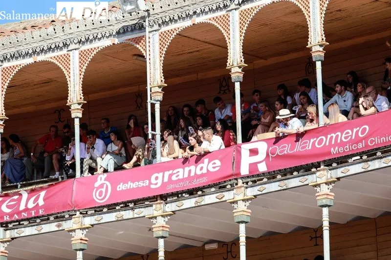 Ambiente esta tarde en la plaza de La Glorieta