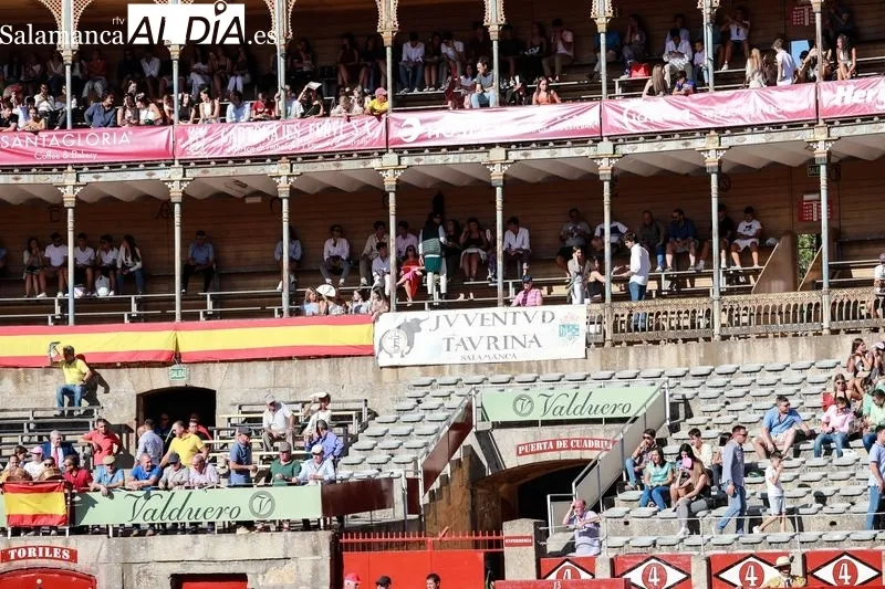 Ambiente esta tarde en la plaza de La Glorieta