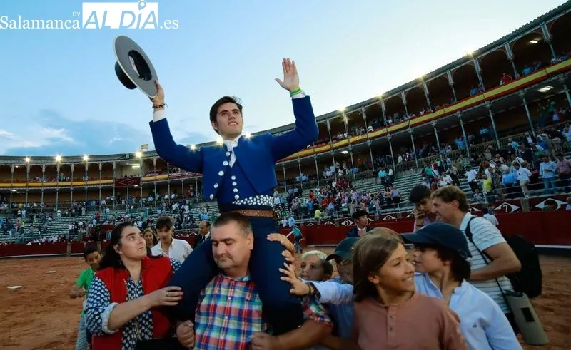 Festejo de rejones en La Glorieta. Fotos: Miguel Hernández