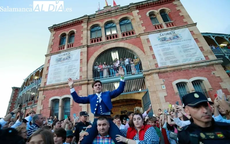 Festejo de rejones en La Glorieta. Fotos: Miguel Hernández