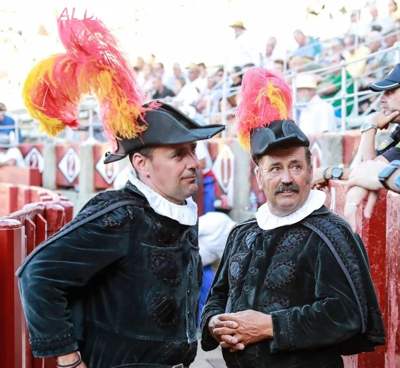 Ambiente esta tarde en la plaza de La Glorieta