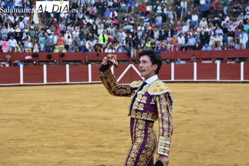 Foto 9 - Suspendida la corrida de B&eacute;jar tras la lidia del cuarto por la tremenda lluvia 