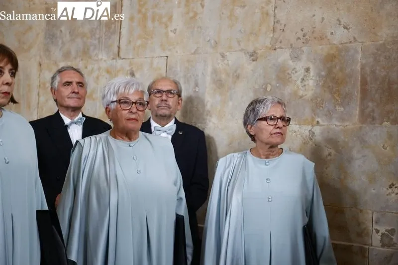 Ofrenda floral por el Día de Unamuno en el Palacio de Anaya. Foto de David Sañudo