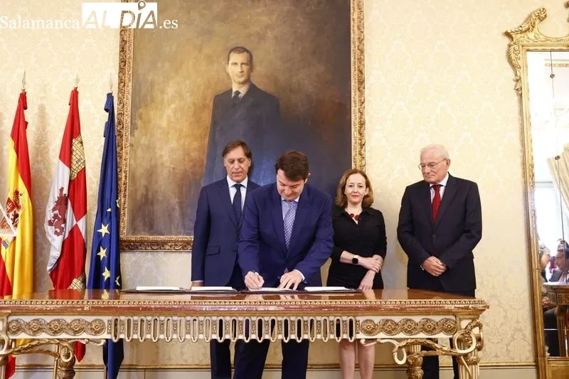 Presentación en el Ayuntamiento del proyecto de la Casa de la Ciencia. Foto de David Sañudo