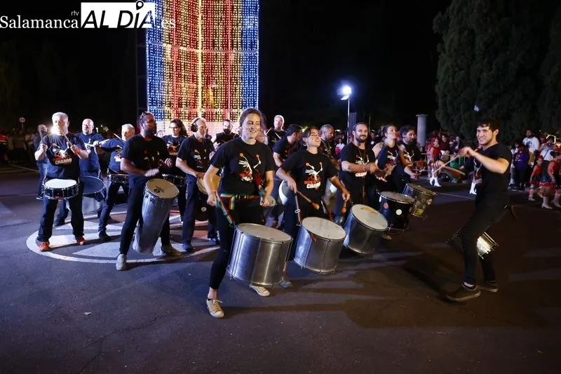 Actos en la Aldehuela con motivo del encendedido de la iluminación del Recinto Ferial. Foto de David Sañudo