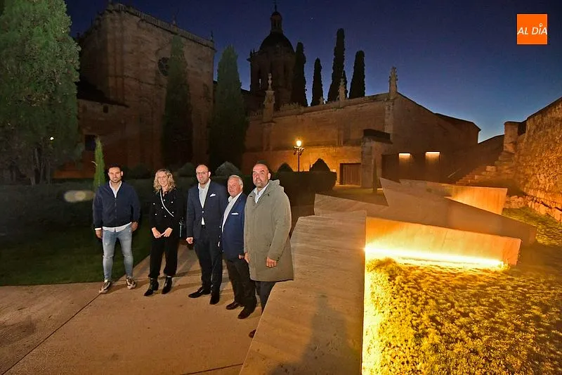 Foto 2 - Abierta la Plazuela de Amayuelas siendo conscientes de que &ldquo;va a costar entender&rdquo; el memorial