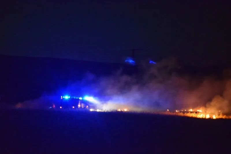 Incendio esta pasada noche en Cabrerizos. Imágenes de Samuel Mellado
