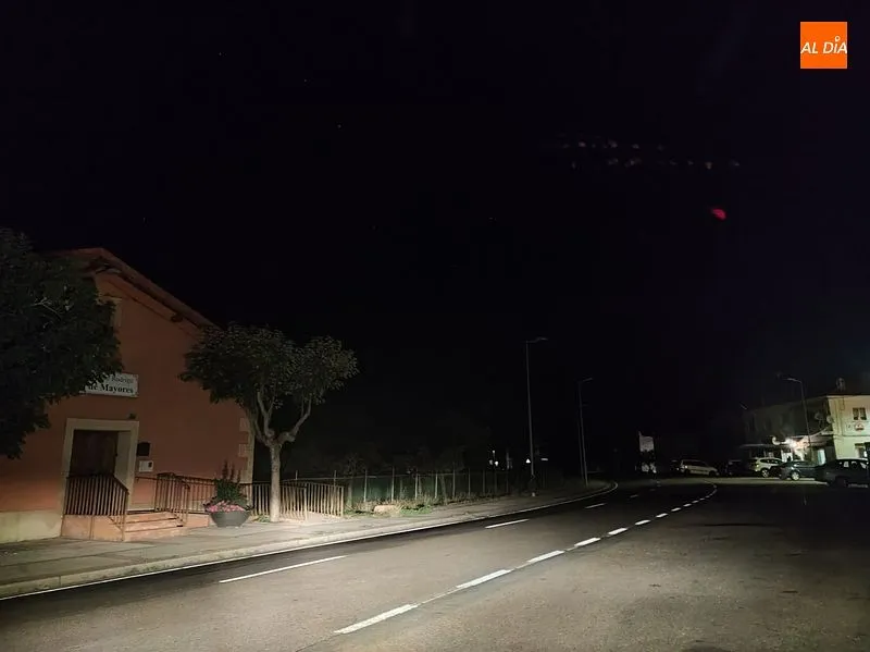 Foto 9 - La ausencia de luz se convierte en costumbre en la traves&iacute;a Clemente Velasco