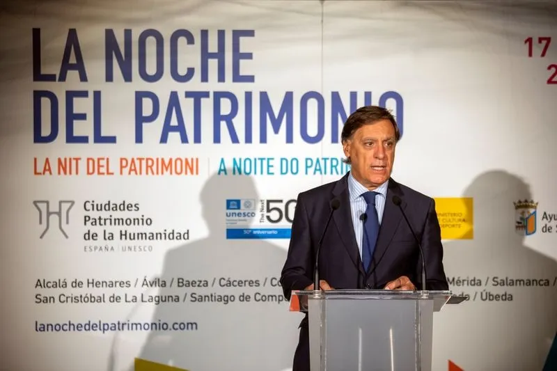 El alcalde de Salamanca, Carlos García Carbayo, en la presentación, en el DA2, del programa de actividades de la Noche del Patrimonio