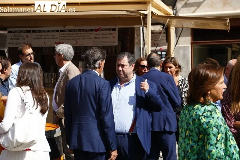 Inauguración de la Feria de Día en las casetas de la plaza del Mercado. Foto de David Sañudo