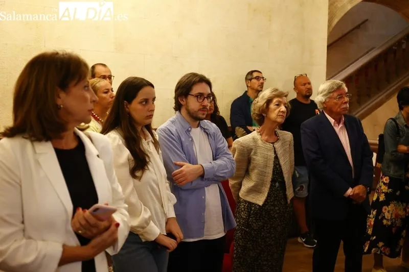 Inauguración de la muestra 'El toro y el arte' en el Casino de Salamanca. Foto de David Sañudo