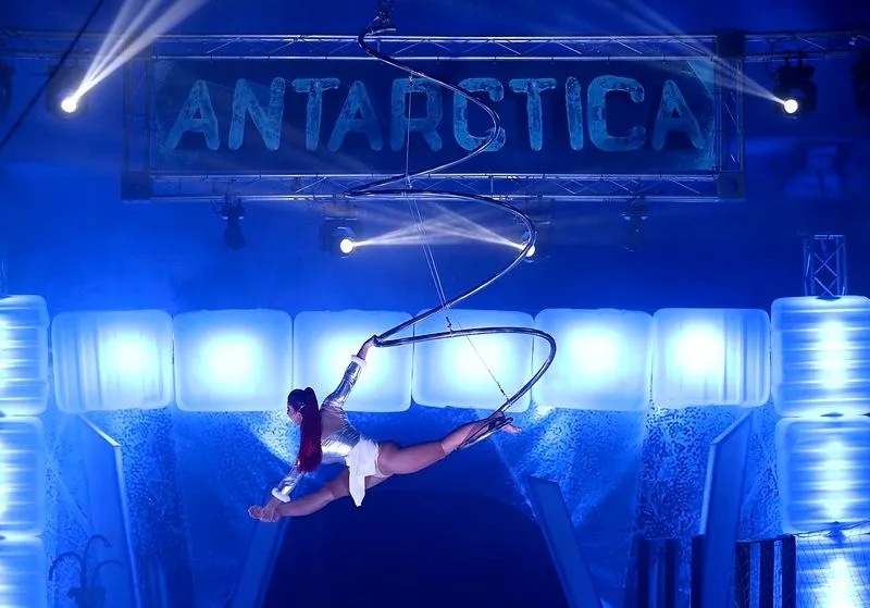 Una de los artistas del Circo Stellar que actúa en Salamanca hasta el domingo