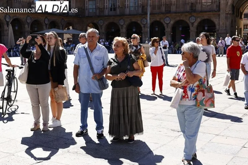 Concierto de la Banda Municipal de Salamanca en la Plaza Mayor. Foto de David Sañudo