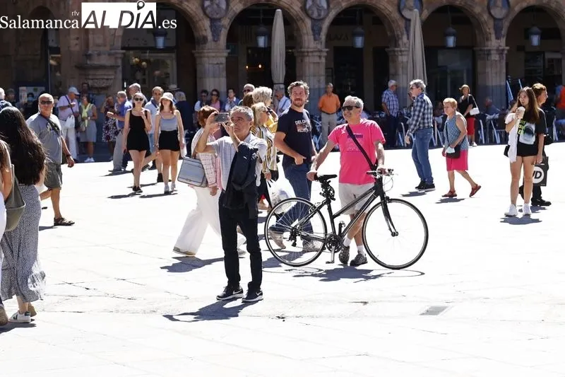 Concierto de la Banda Municipal de Salamanca en la Plaza Mayor. Foto de David Sañudo