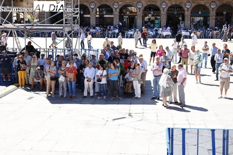 Concierto de la Banda Municipal de Salamanca en la Plaza Mayor. Foto de David Sañudo