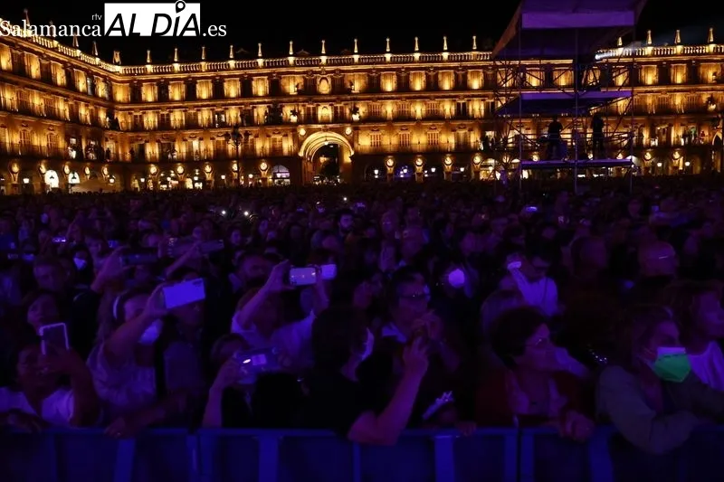 Concierto de Pastora Soler en la Plaza Mayor de Salamanca.Foto de David Sañudo