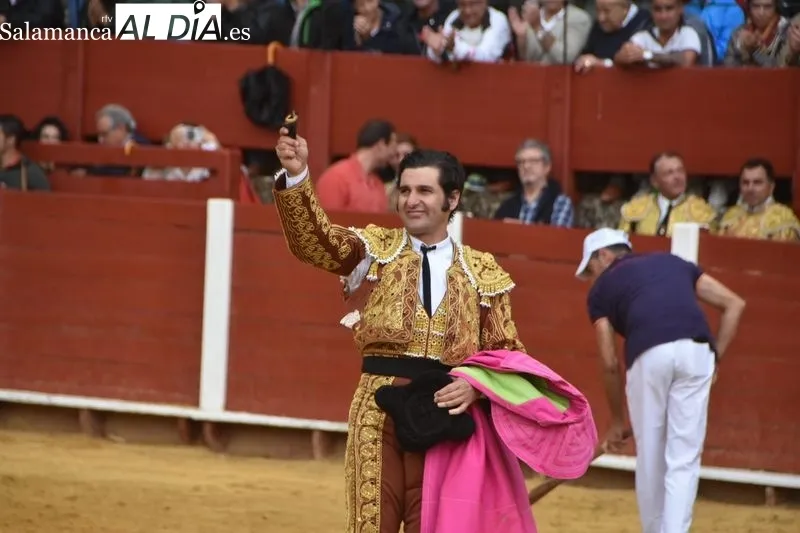 Foto 4 - Suspendida la corrida de B&eacute;jar tras la lidia del cuarto por la tremenda lluvia 