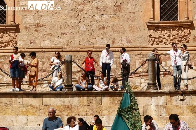 Exhibición de la Guardia Civil en la calle Fonseca. Foto David Sañudo