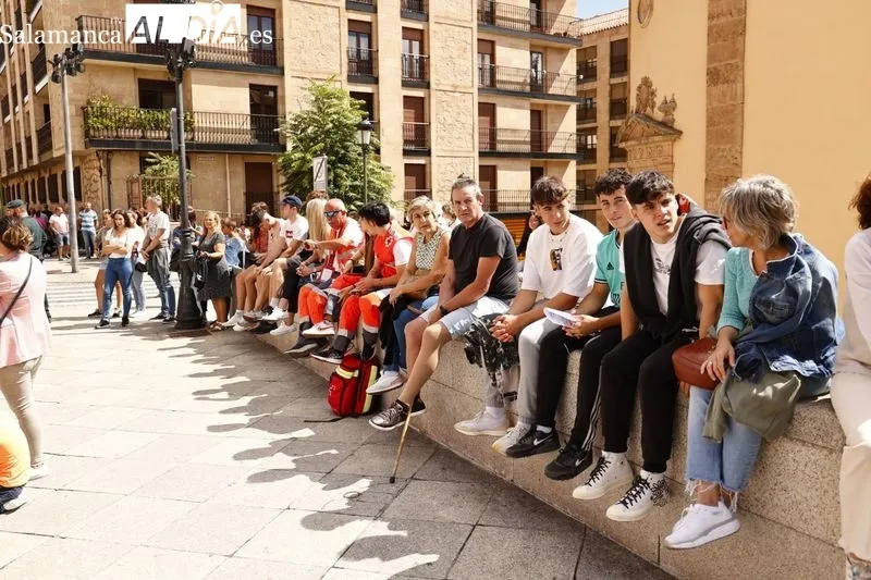 Exhibición de la Guardia Civil en la calle Fonseca. Foto David Sañudo