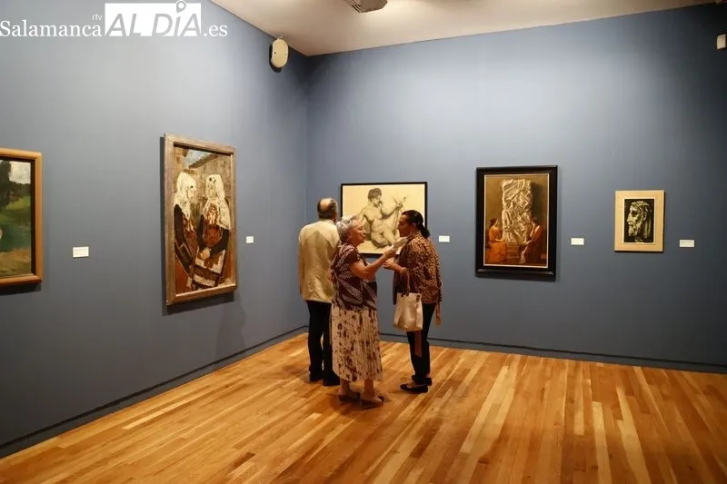 Inauguración de la exposición 'Profesores y Alumnos de la Escuela de Nobles y Bellas Artes de San Eloy'. Foto de David Sañudo