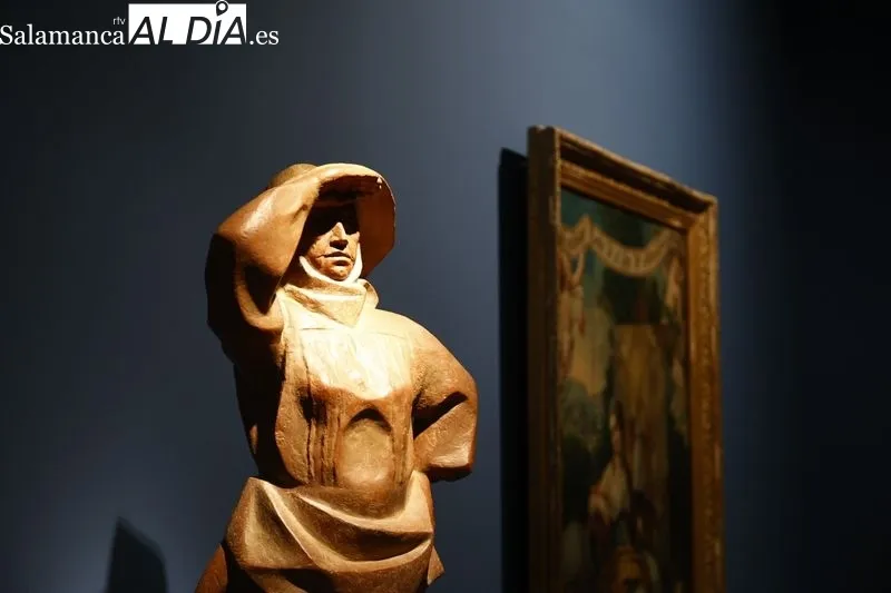 Inauguración de la exposición 'Profesores y Alumnos de la Escuela de Nobles y Bellas Artes de San Eloy'. Foto de David Sañudo