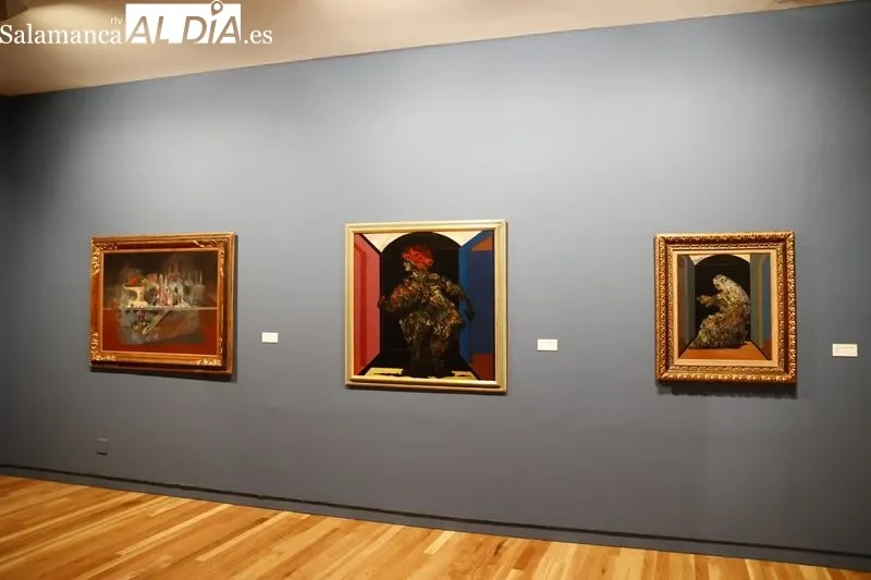 Inauguración de la exposición 'Profesores y Alumnos de la Escuela de Nobles y Bellas Artes de San Eloy'. Foto de David Sañudo