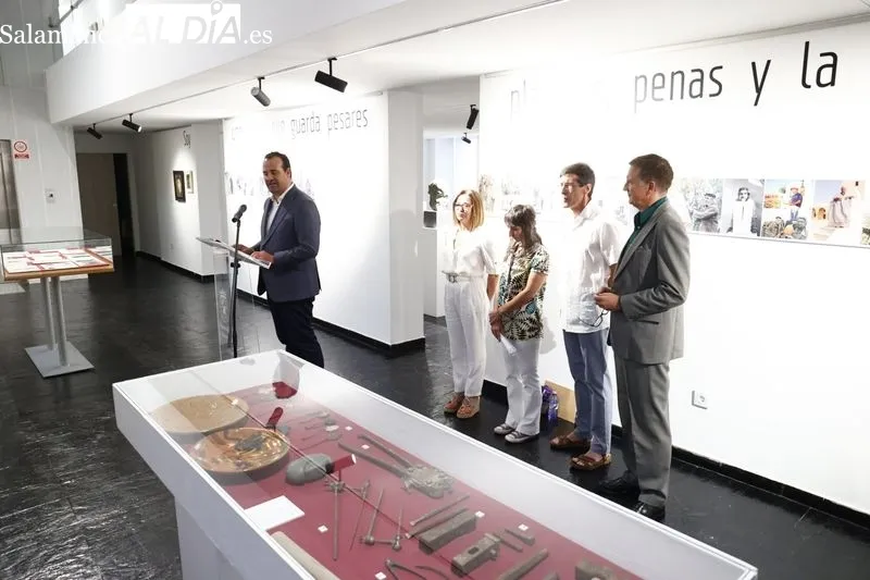 Exposición sobre la obra y personalidad del escultor salmantino Severiano Grande, en la Torre de los Anaya. Foto de David Sañudo